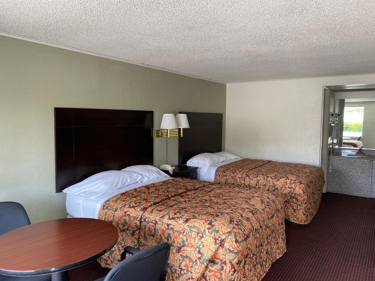 Red Carpet Inn Greensboro Luaran gambar