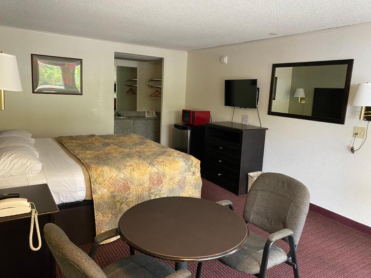 Red Carpet Inn Greensboro Luaran gambar